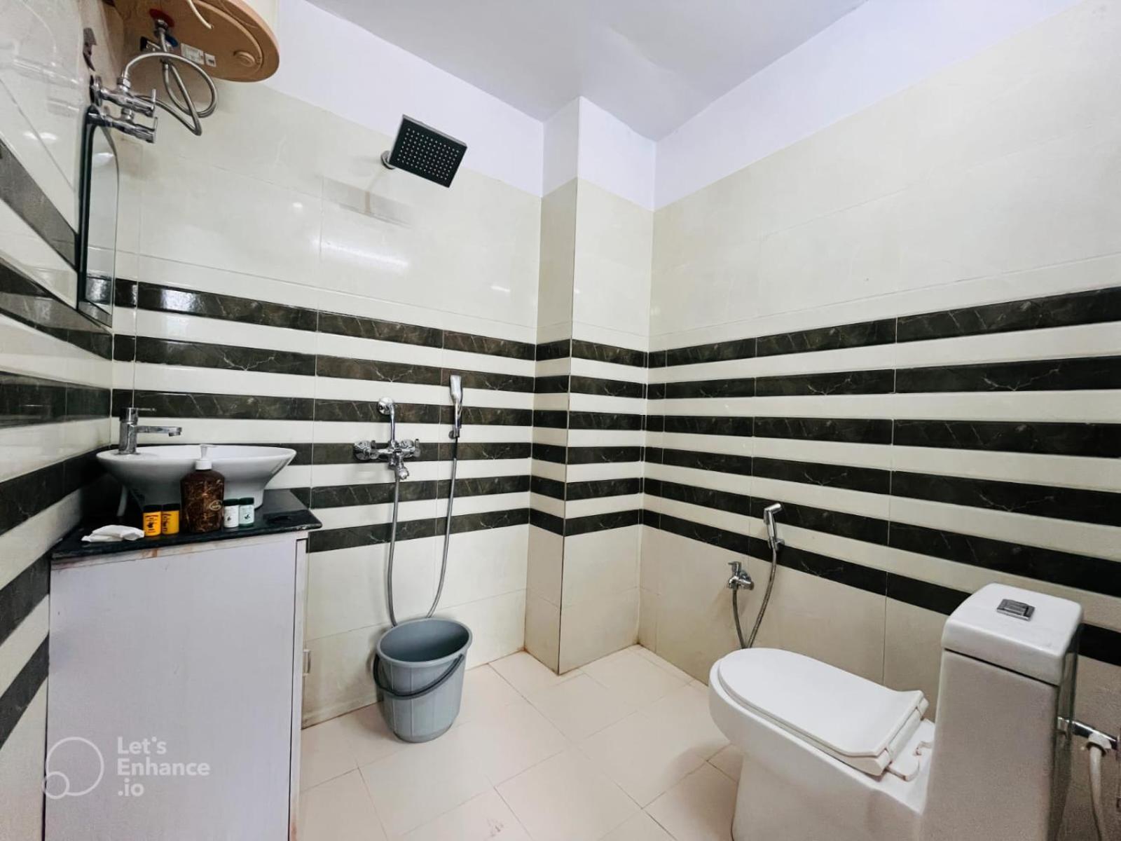 Hotel Vinayak Plaza Varanasi Eksteriør billede